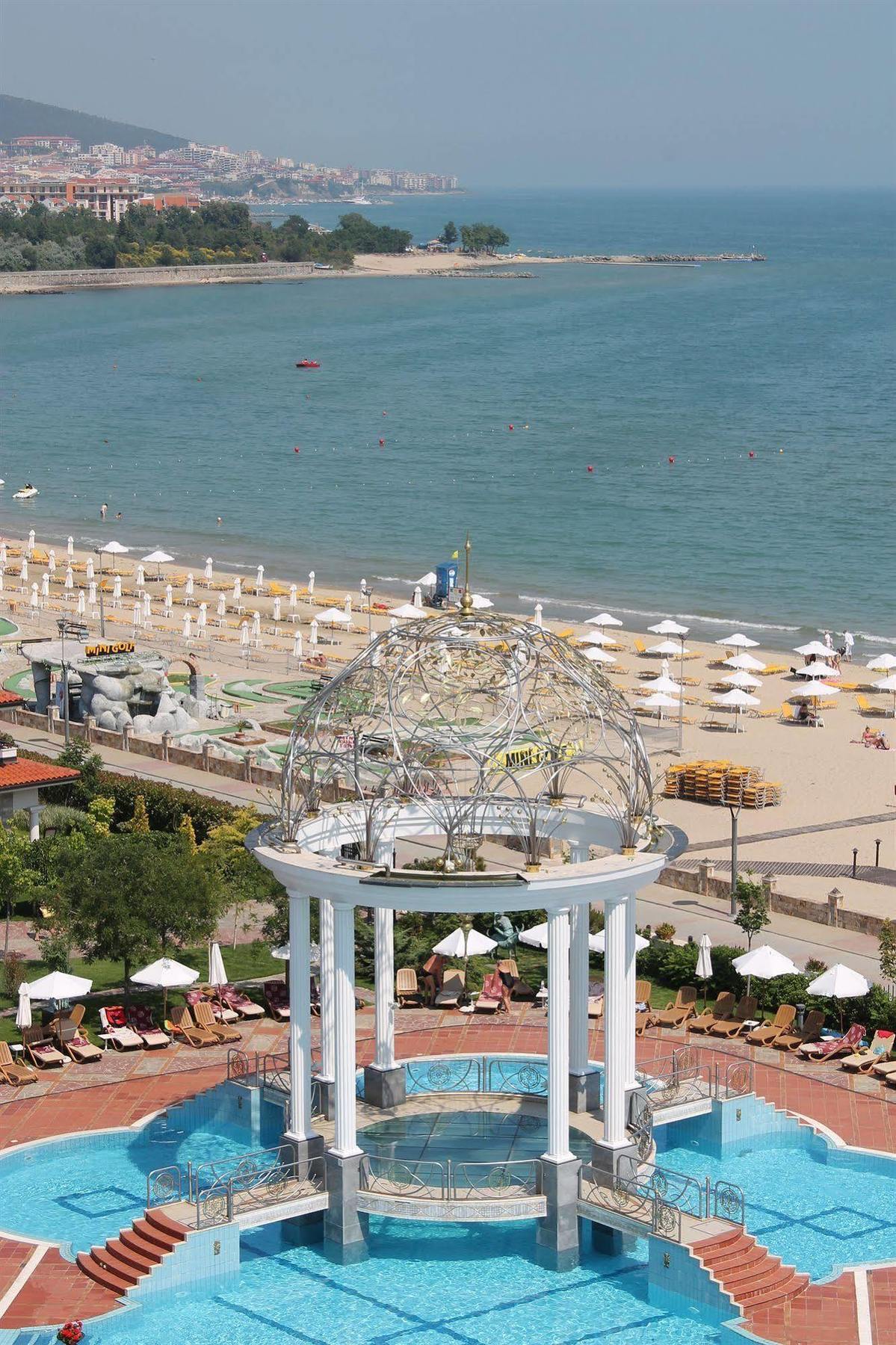 Helena Vip Villas And Suites Sunny Beach Exterior photo